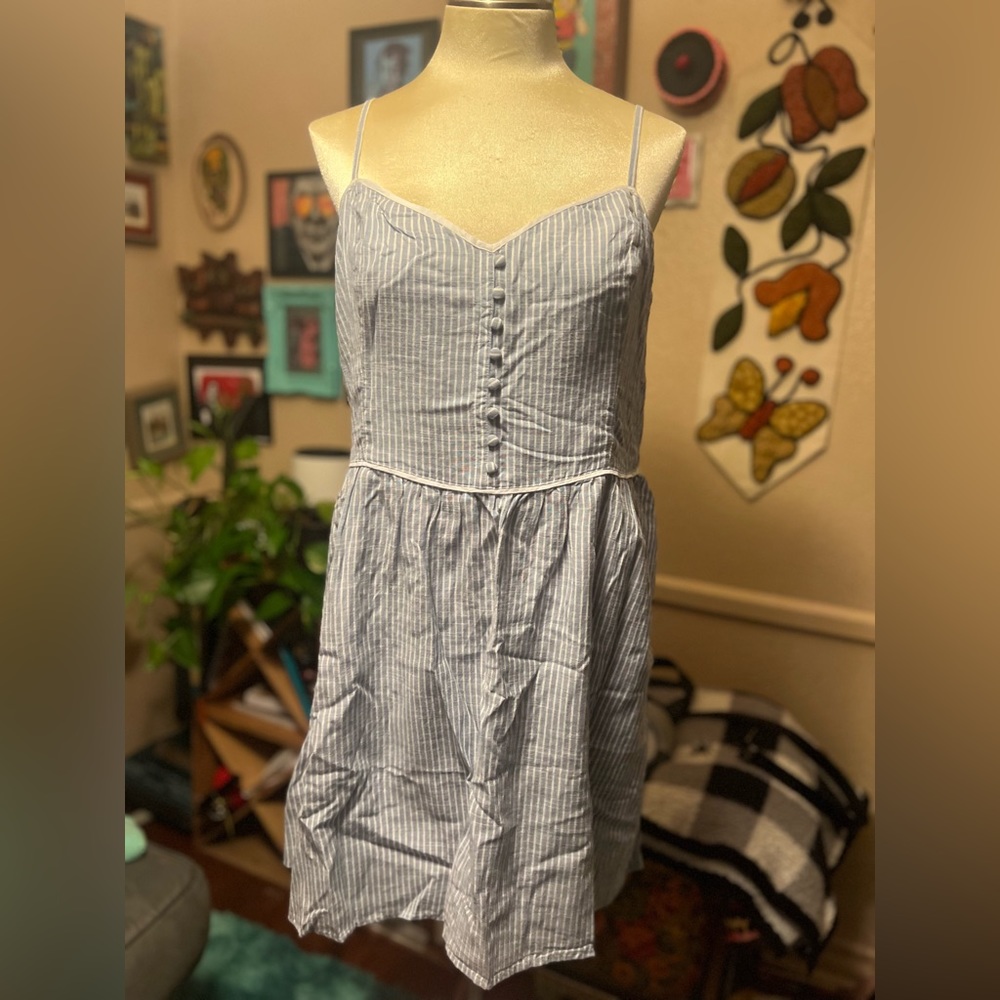 Women’s Abercrombie and Fitch Pinstripe Linen Spaghetti Strap Mini Sundress, XL